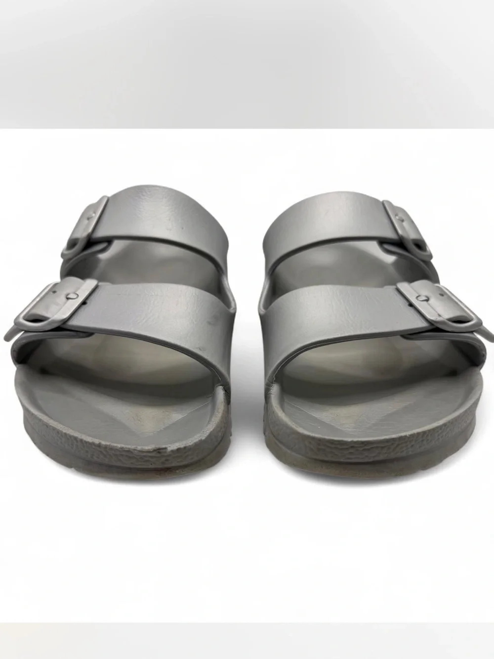 Birkenstock Men’s Arizona Essentials Sandals